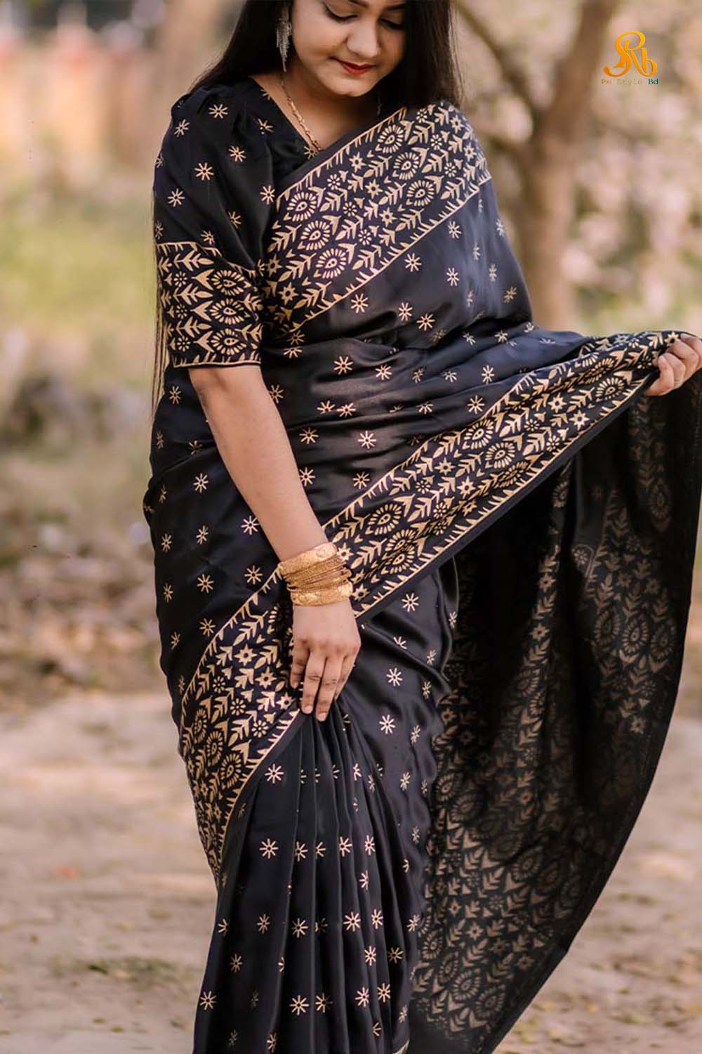 প্রিমিয়াম জাপানি সিল্ক শাড়ি + ব্লাউজ পিস Black color (RSB- 26)