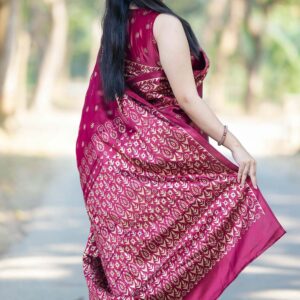 প্রিমিয়াম জাপানি সিল্ক শাড়ি + ব্লাউজ পিস Maroon color (RBM-23)